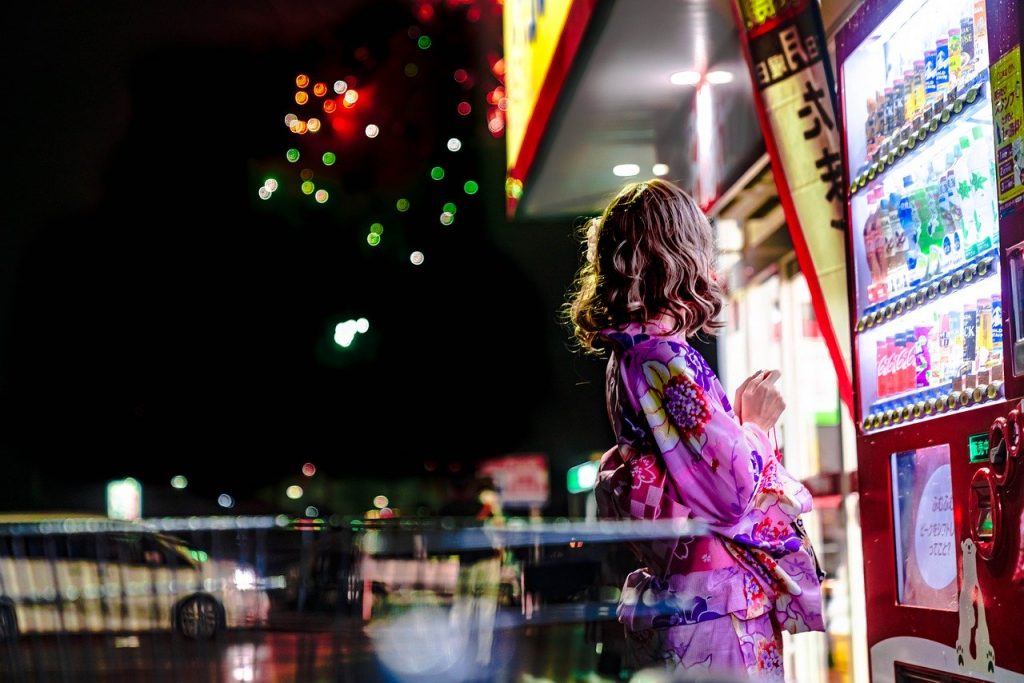 Japan Vending Machine Fireworks  - MaximilianHemon / Pixabay